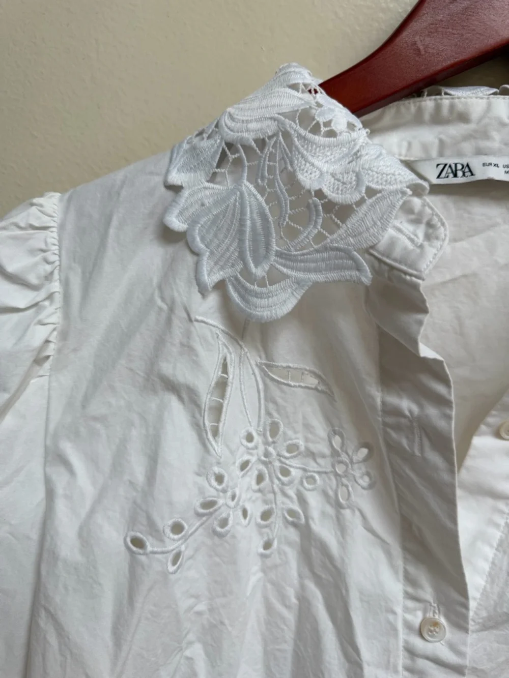 Zara White Eyelet Lace Collar Button-Up Blouse